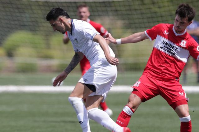 Santa Clara vence Middlesbrough na estreia de reforços