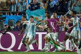 Julián Álvarez foi herói na vitória da Argentina diante da Suíça