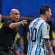Hossam Hassan, selecionador do Egito, e Messi