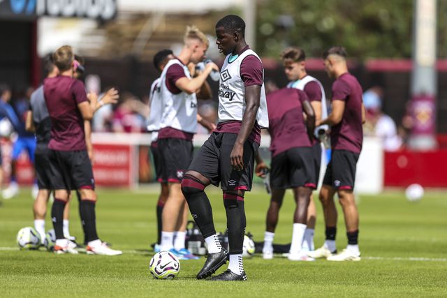 Entrave para Paulo Sousa: transferência de Zouma em risco