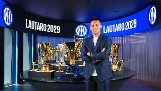 Oficial: Lautaro Martínez renova com o Inter