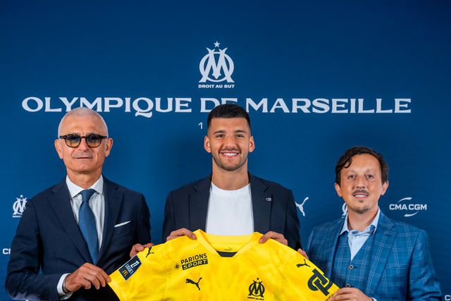 Oficial: Rulli reforça a baliza do Marselha