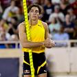Armand Duplantis enfrenta algo nunca antes visto no salto com vara