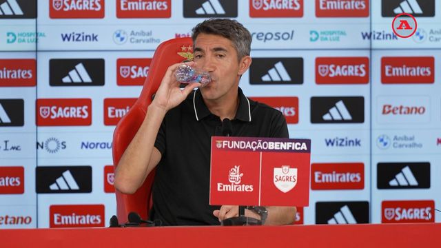 Bruno Lage avalia impacto da experiência de Aursnes na equipa do Benfica