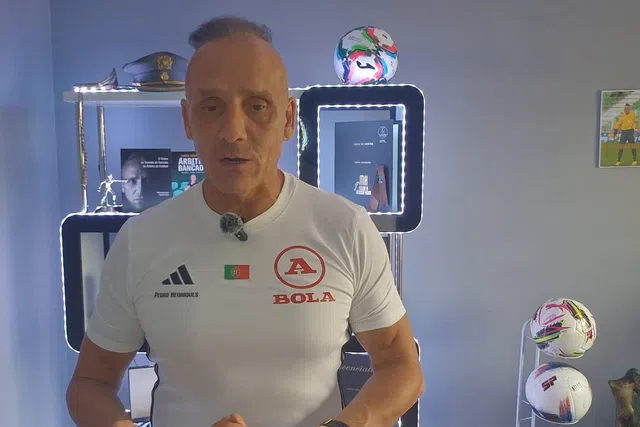 Lage cospe fogo! Mourinho na Luz?
