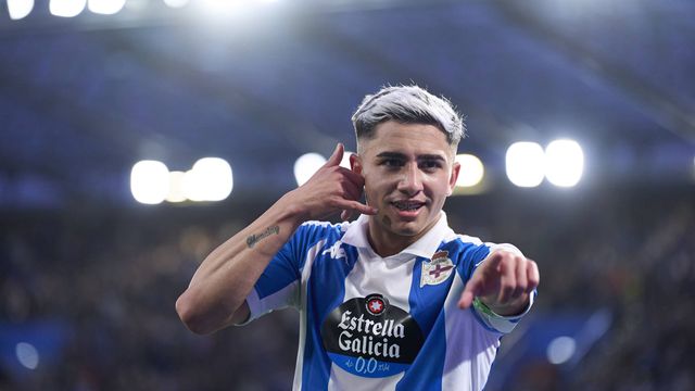 Yeremay Hernández, extremo de 23 anos cumpre a 9.ª temporada ao serviço do Corunha - Foto: IMAGO