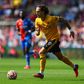 Fábio Silva com a camisola do Wolverhampton