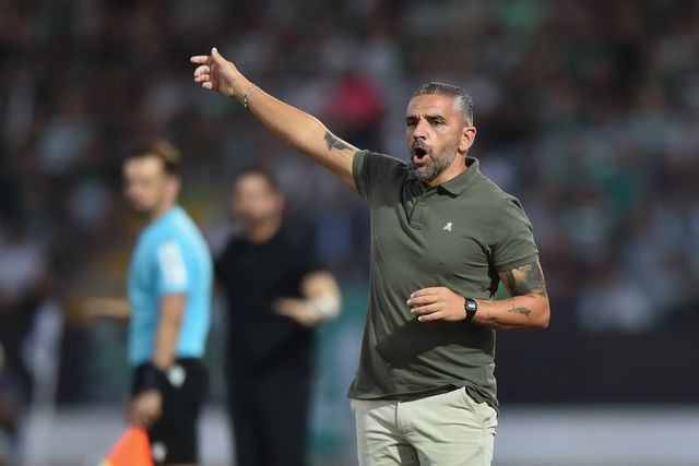 Rui Borges frente ao Casa Pia, em Rio Maior - Foto: Miguel Nunes