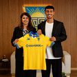 Mercado oficial: eis o central esquerdino eleito pelo Estoril