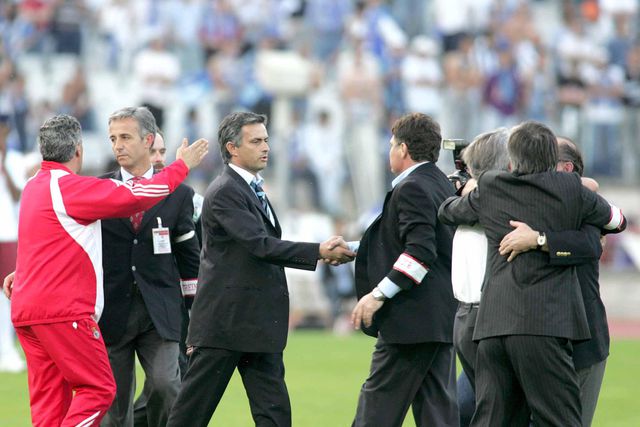 Só um treinador do Benfica derrotou Mourinho