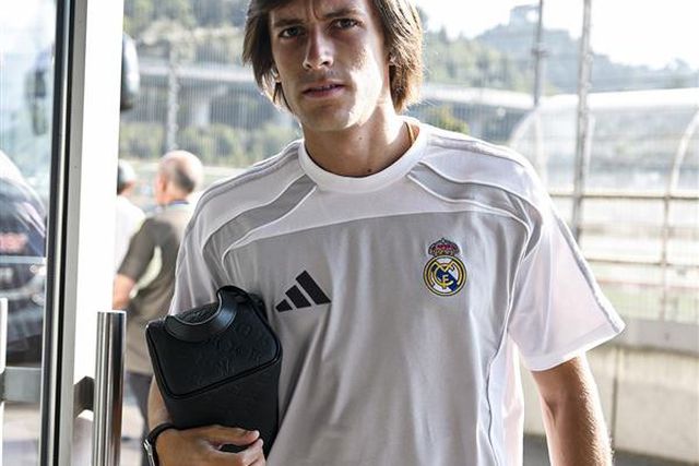 Carreras não convence na primeira aparição no Real Madrid: «Muito pobre»