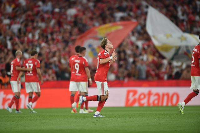 Os milhões que o Benfica já garantiu ao chegar ao 'play-off' da Champions