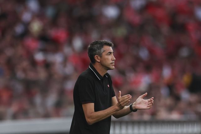 Benfica: Lage confirma que os titulares da baliza e defesa voltam com o Fenerbahçe