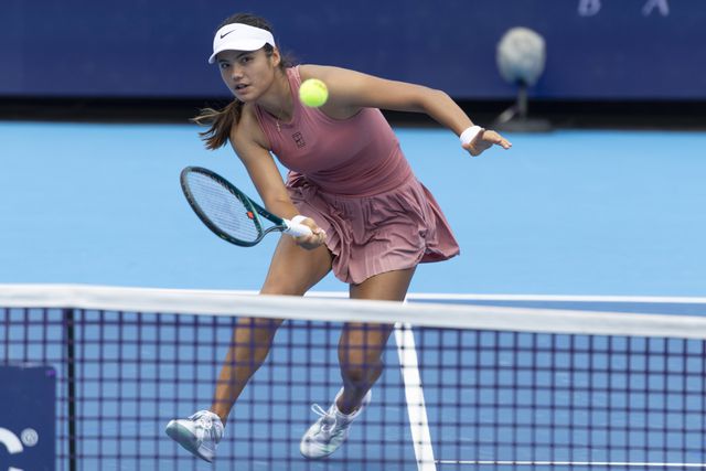 Raducanu no embate frente a Sabalenka