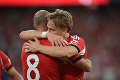 Aursnes elogia Schjelderup: «Estou muito feliz por ele»