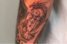 Gravado na pele: craque do FC Porto tatua troféu de campeão nacional