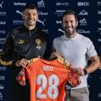 Rulli com Hugo Viana - Foto: Manchester City