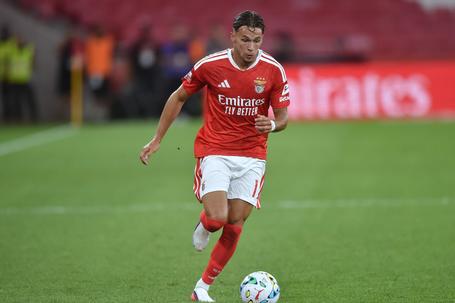 Dedic deixa a Luz ao fim de uma temporada