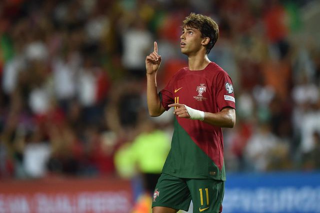 Vídeo: Prometeu correr nu se Félix marcasse e agora «falou e fez»