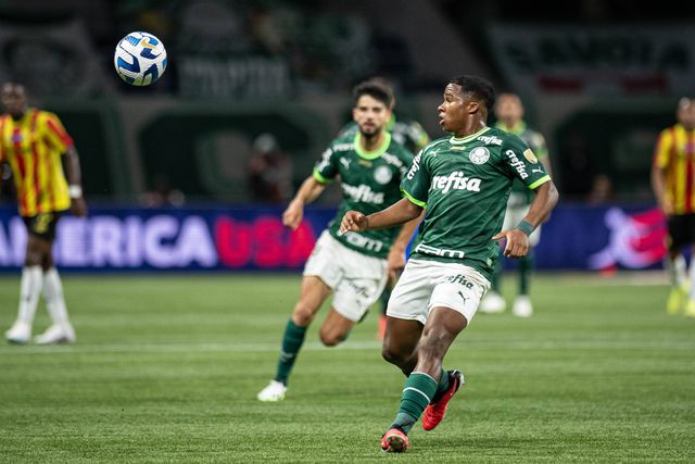 Endrick aprova Mbappé no Real Madrid: «Seria maravilhoso se ele viesse»