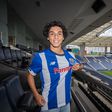João Henrique Matos assina contrato de formação com o FC Porto
