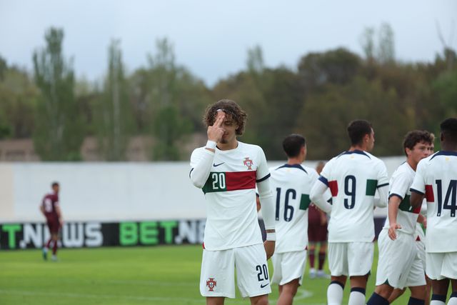 Portugal passeia frente à Bielorrússia