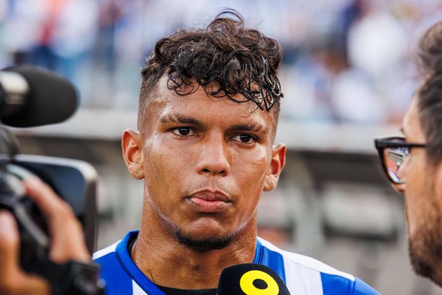 Oficial: Gabriel Veron, Samuel Portugal e Francisco Meixedo fora da lista da Champions