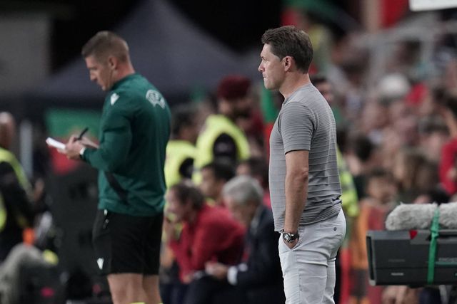 Vídeo: o momento em que o selecionador do Luxemburgo abandonou o campo após (mais um) golo de Portugal