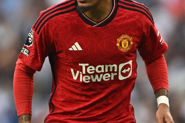 Jadon Sancho apaga post de resposta a Ten Hag