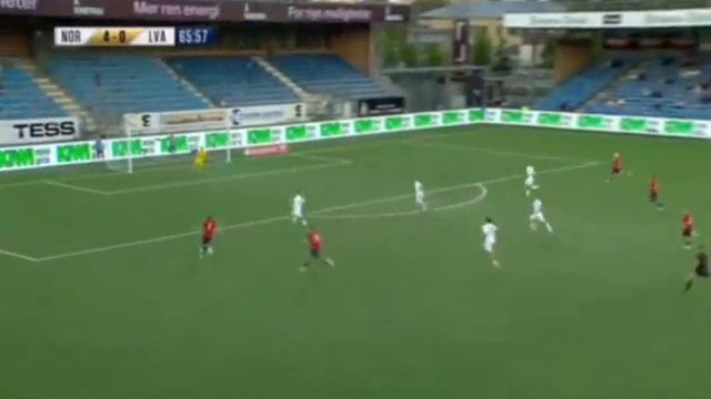 Schjelderup marcou na goleada à Letónia