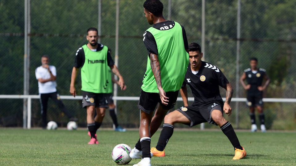 Nacional: dois ausentes na preparação ao jogo com o Estoril