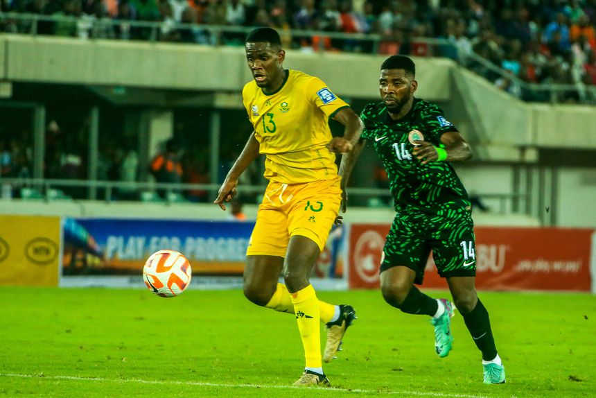 Yaya Sithole lesionou-se ao serviço da seleção sul-africana