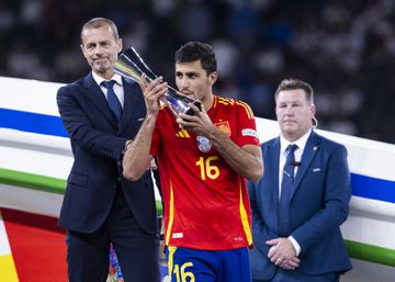 Rodri: «As pessoas param-me na rua e dizem-me que devia ganhar a Bola de Ouro»