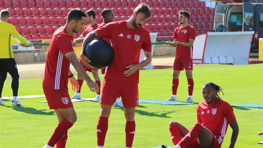 Duplo regresso no Aves SAD a pensar no Rio Ave