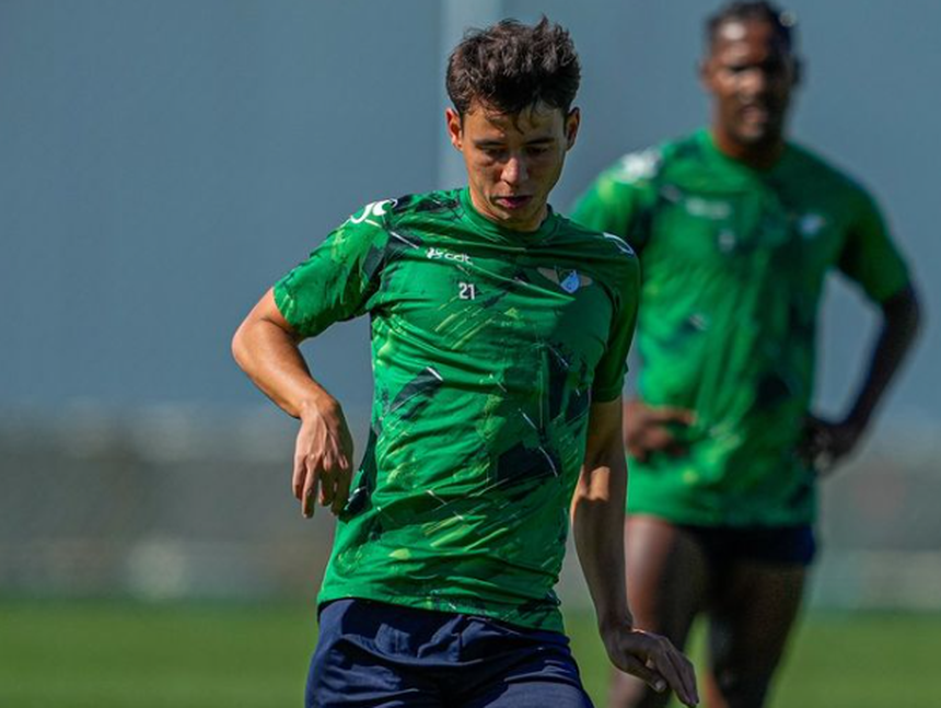 Pedro Santos representa os sub-21 (Foto: Moreirense)