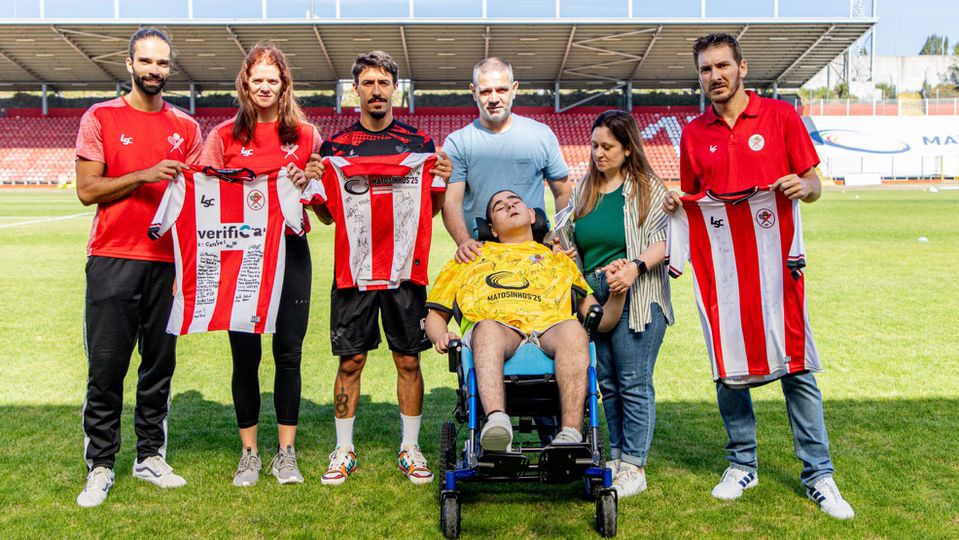 Leixões: capitães das equipas de futebol, futsal e voleibol presentes em causa solidária