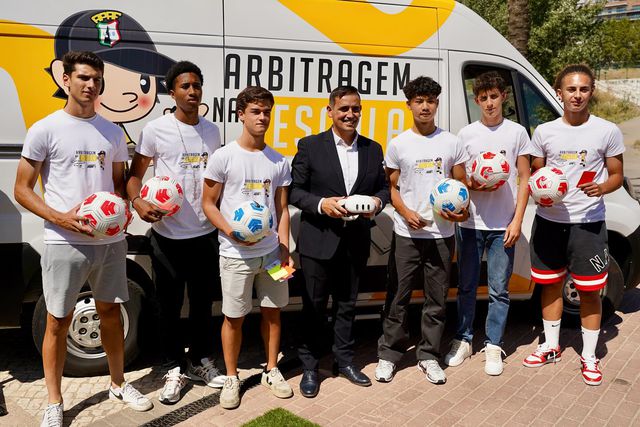 Transição para o futebol sénior e ingresso no ensino superior podem originar novos árbitros