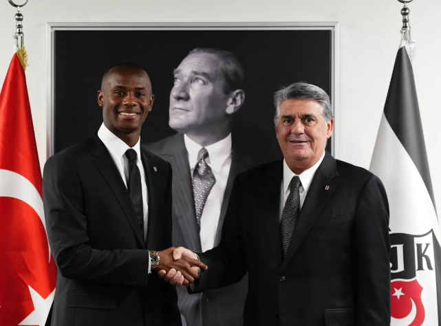 Tiago Djaló rumou esta época ao Besiktas. Foto: Tiago Djaló/Instagram