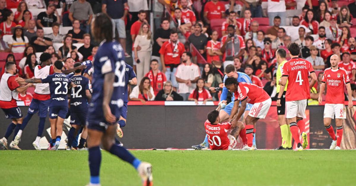 Otamendi's Late Goal: Benfica 0 - Porto 1 - The Ball - News Directory 3