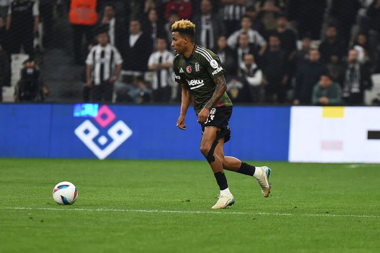 Gedson Fernandes vestiu a camisola do Besiktas entre 2022/2023 e o início desta época, seguindo para o Spartak Moscovo