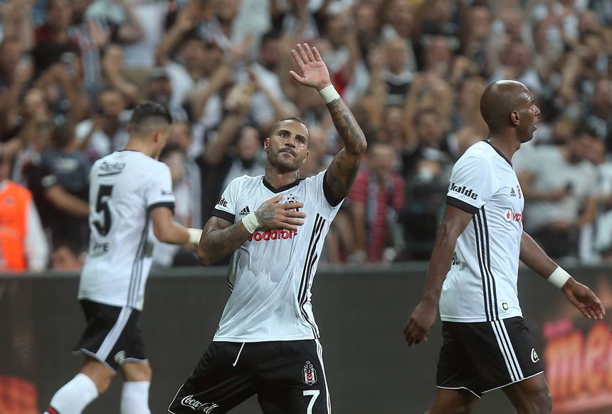 Ricardo Quaresma com a camisola do Besiktas