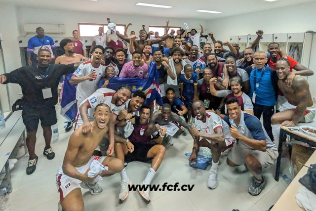 Festa no balneário de Cabo Verde após vitória com Camarões que quase vale presença histórica no Mundial...