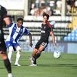 Pablo Rosario cometeu penálti frente aos gansos - Foto: Sérgio Miguel Santos