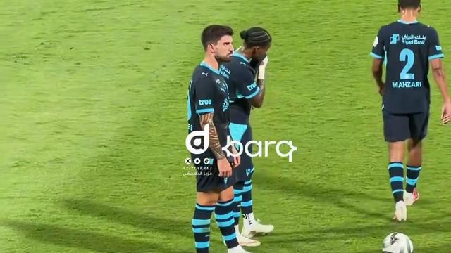 Rúben Neves responde a adeptos que o provocaram com cântico de Diogo Jota