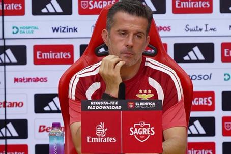 Marco Silva completou três meses à frente do Benfica