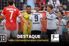 Ninguém lhe marca de penálti! Guarda-redes continua a fazer história na Bundesliga