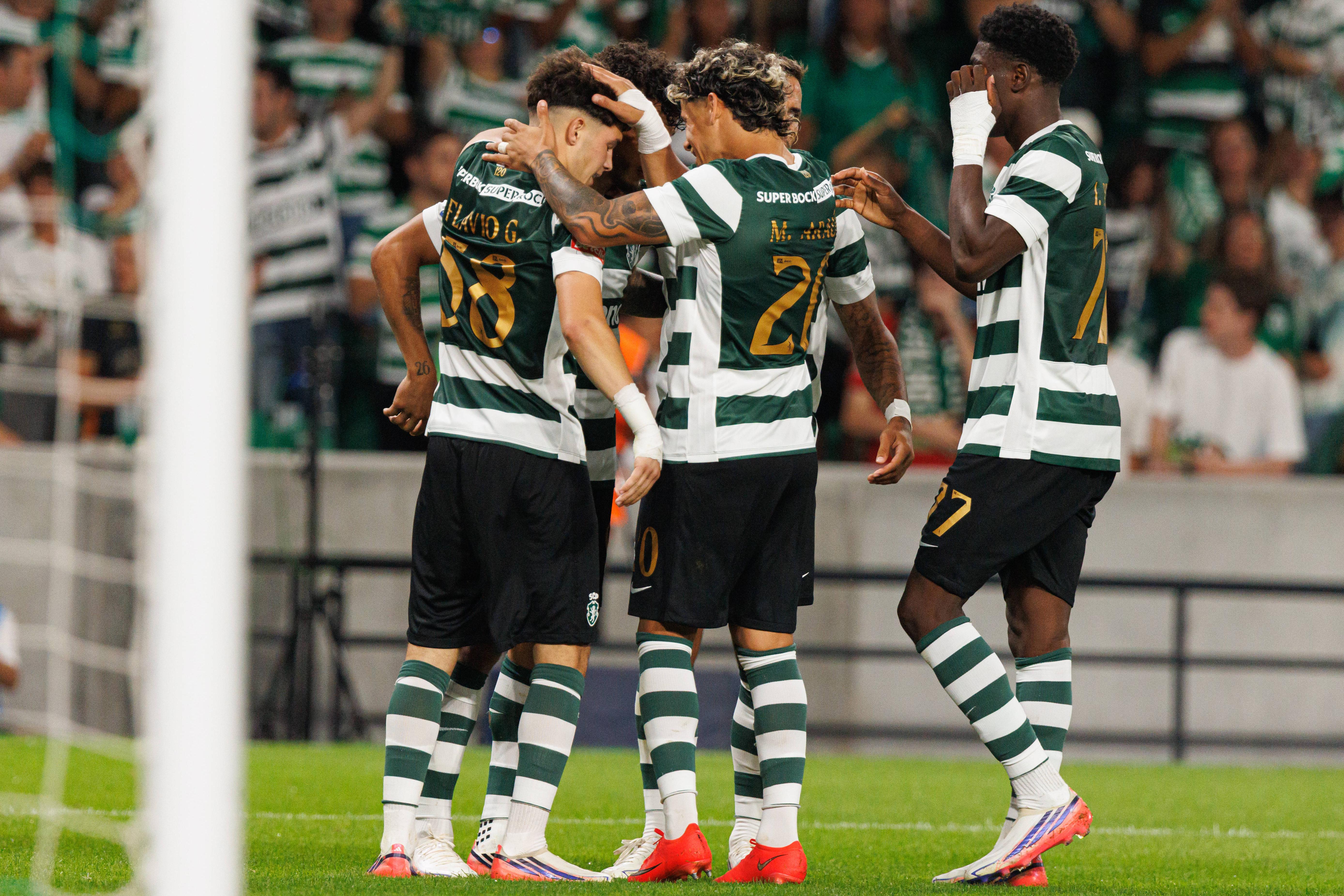 Flávio Gonçalves é um dos que deverá recuperar o lugar no corredor esquerdo do ataque - Foto: IMAGO