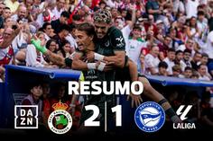 Ex-Famalicão a bisar e português expulso na reviravolta do Racing (resumo)