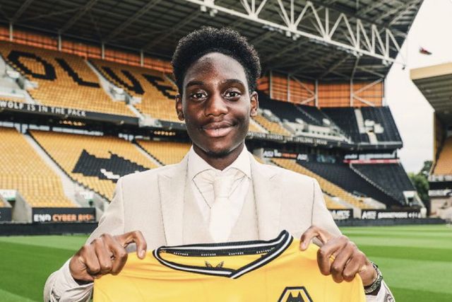 Oficial: Wolverhampton contrata ex-jogador de futsal