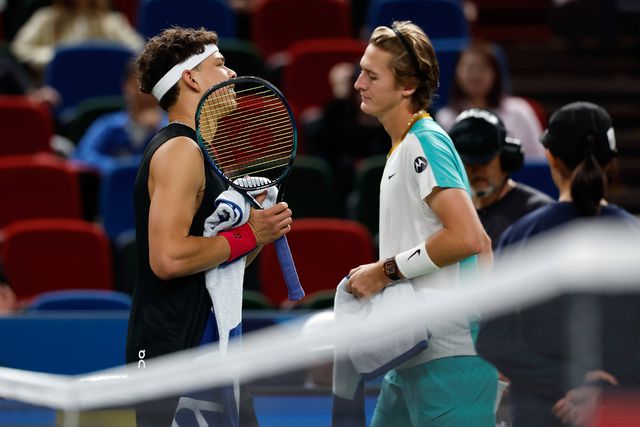 Korda derrota Ben Shelton num duelo americano